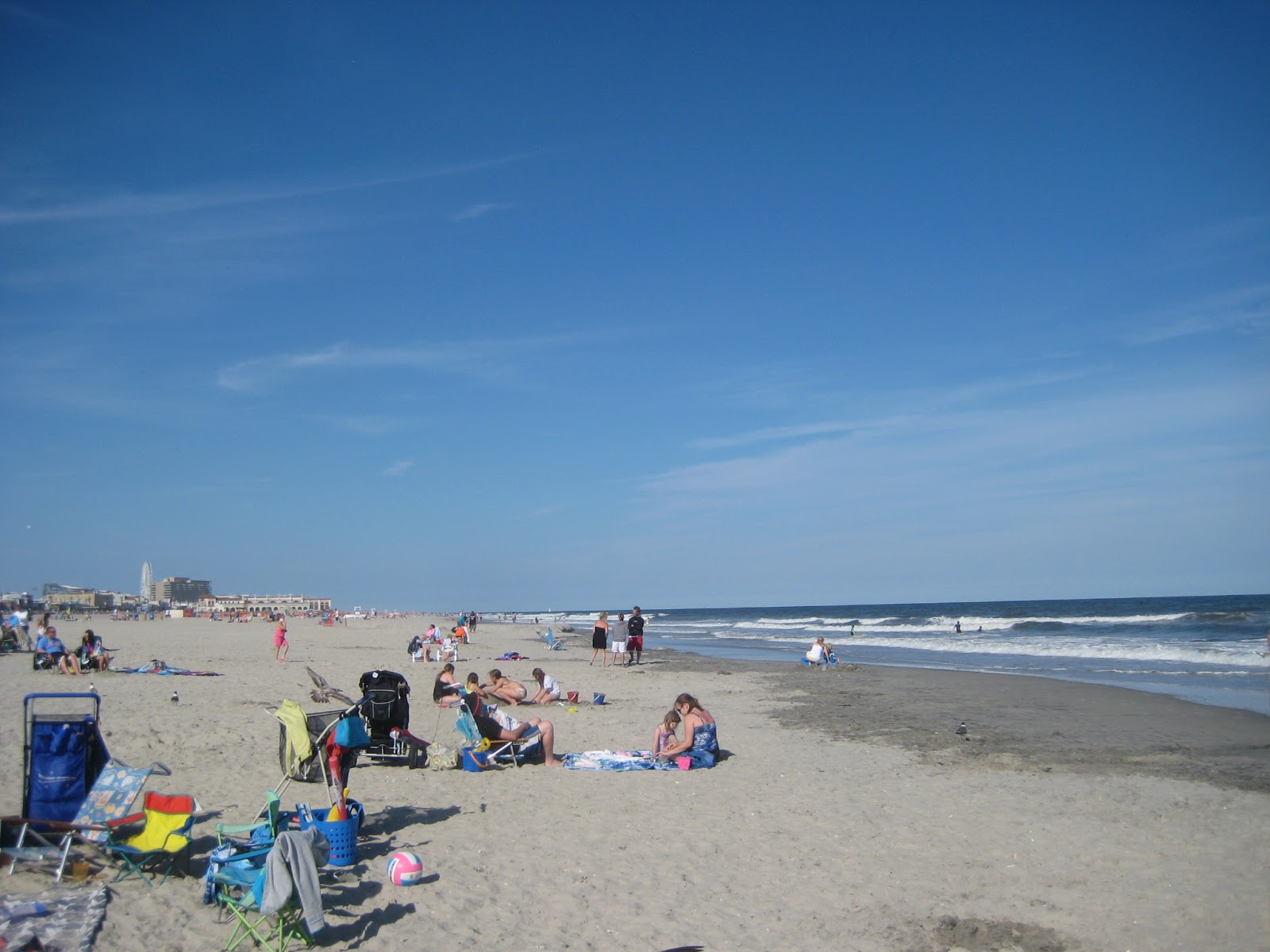 Ocean City Beach II的照片 带有碧绿色纯水表面