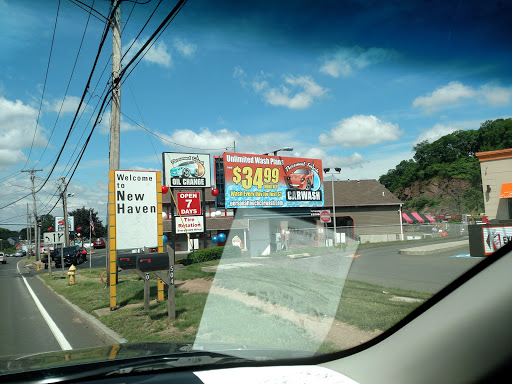 Car Wash «Personal Touch New Haven Car Wash & Lube», reviews and photos, 490 Foxon Blvd, New Haven, CT 06513, USA