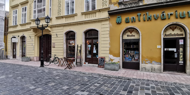 Hozzászólások és értékelések az Kotyogós Café - Győr-ról