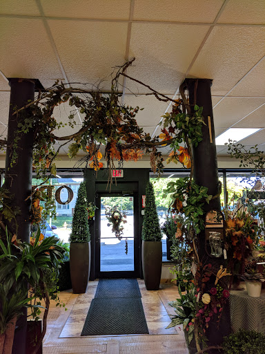 Wisteria Flowers & Gifts, 360 Culver Rd, Rochester, NY 14607, USA, 