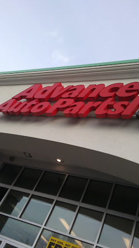 Auto Parts Store «Advance Auto Parts», reviews and photos, 839 Broad St, Central Falls, RI 02863, USA