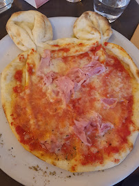 Pizza du Restaurant italien La Sicilia in Bocca à Soisy-sur-Seine - n°17