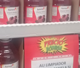 Plaza Los Arcos photo