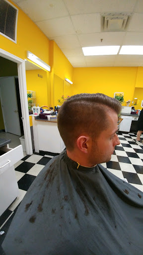 Barber Shop «Centreville Crossing Barber Shop», reviews and photos, 13826 Braddock Rd, Centreville, VA 20121, USA