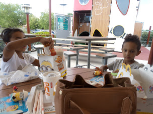 Photo n°102 de McDonald's à Aimargues ()