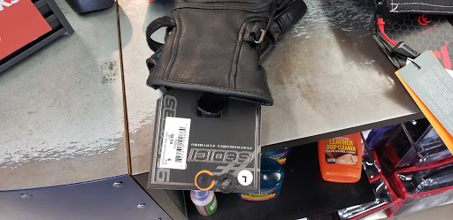 Motorcycle Parts Store «Cycle Gear», reviews and photos, 2052 Lincoln Hwy, Edison, NJ 08817, USA