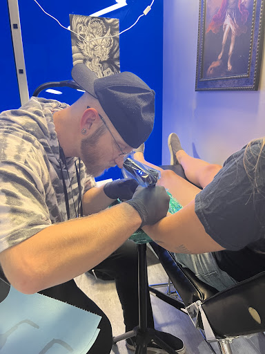 Tattoo Shop «Tattoo Addiction», reviews and photos, 2620 E Washington Ave, Madison, WI 53704, USA