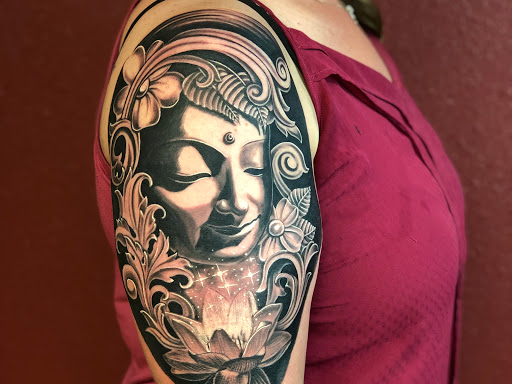 Find arm band tattoo ideas for your next unique tattoo in Magnolia at Tanner Tattoos