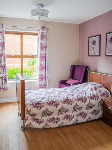 City View Court Nursing Home, 2A Hopewell Ave, Belfast BT13 1DR, United Kingdom