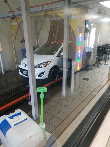 Car Wash «SuperShine Car Wash», reviews and photos, 600 N Carrier Pkwy, Grand Prairie, TX 75050, USA