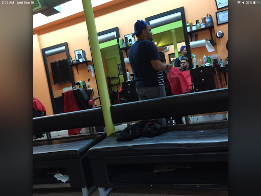 Barber Shop «Aldwin family barber shop», reviews and photos, 691 Broadway, Newburgh, NY 12550, USA