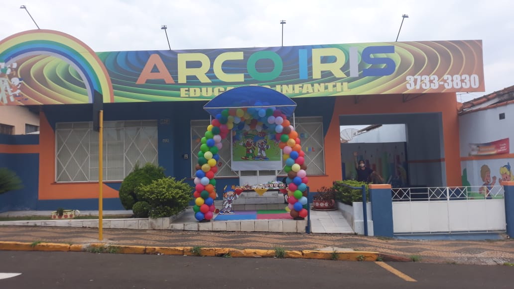 Arco - Iris Educação Infantil