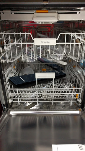 Warehouse «Albert Lee Appliance - Warehouse», reviews and photos, 4259 8th Ave NW, Seattle, WA 98107, USA