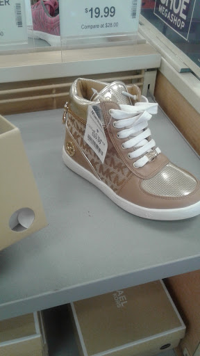 Department Store «Marshalls», reviews and photos, 13200 Middlebelt Rd, Livonia, MI 48154, USA