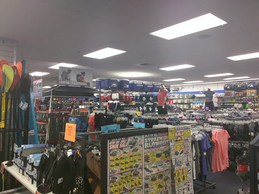 Sporting Goods Store «Big 5 Sporting Goods», reviews and photos, 3970 E Main St, Ventura, CA 93003, USA