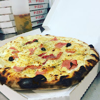 Plats et boissons du Livraison de pizzas Pizzeria Les Goums à Aubagne - n°18