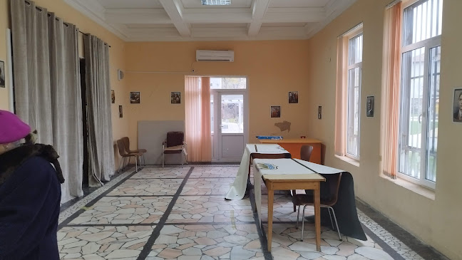 Opinii despre Читалище "Съзнание" în Пловдив - Училище