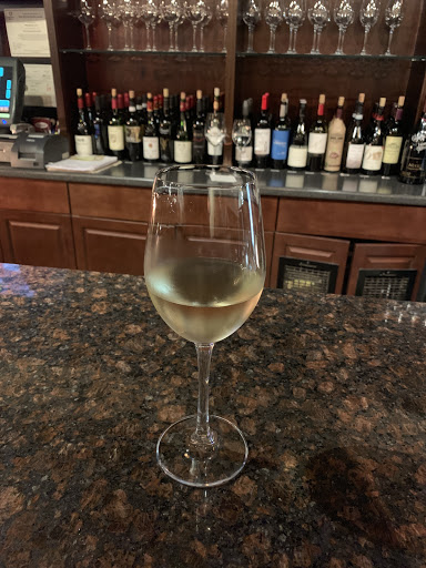 Wine Bar «The Vineyard Wine Bar», reviews and photos, 142 N Washington St, Havre De Grace, MD 21078, USA