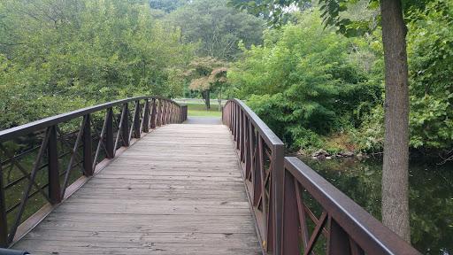 Park «Bronx River Park», reviews and photos, 2 Bronx River Pkwy, Scarsdale, NY 10583, USA