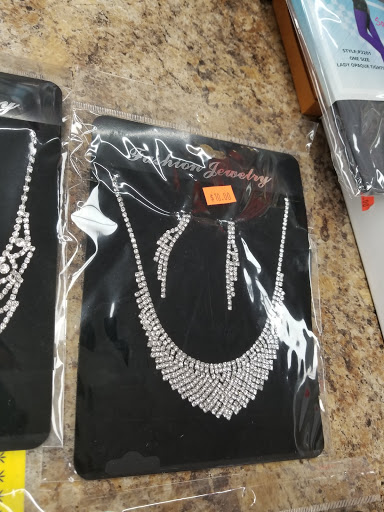 Shoe Store «Lizzys Shoes», reviews and photos, 4930 Schaefer Rd, Dearborn, MI 48126, USA