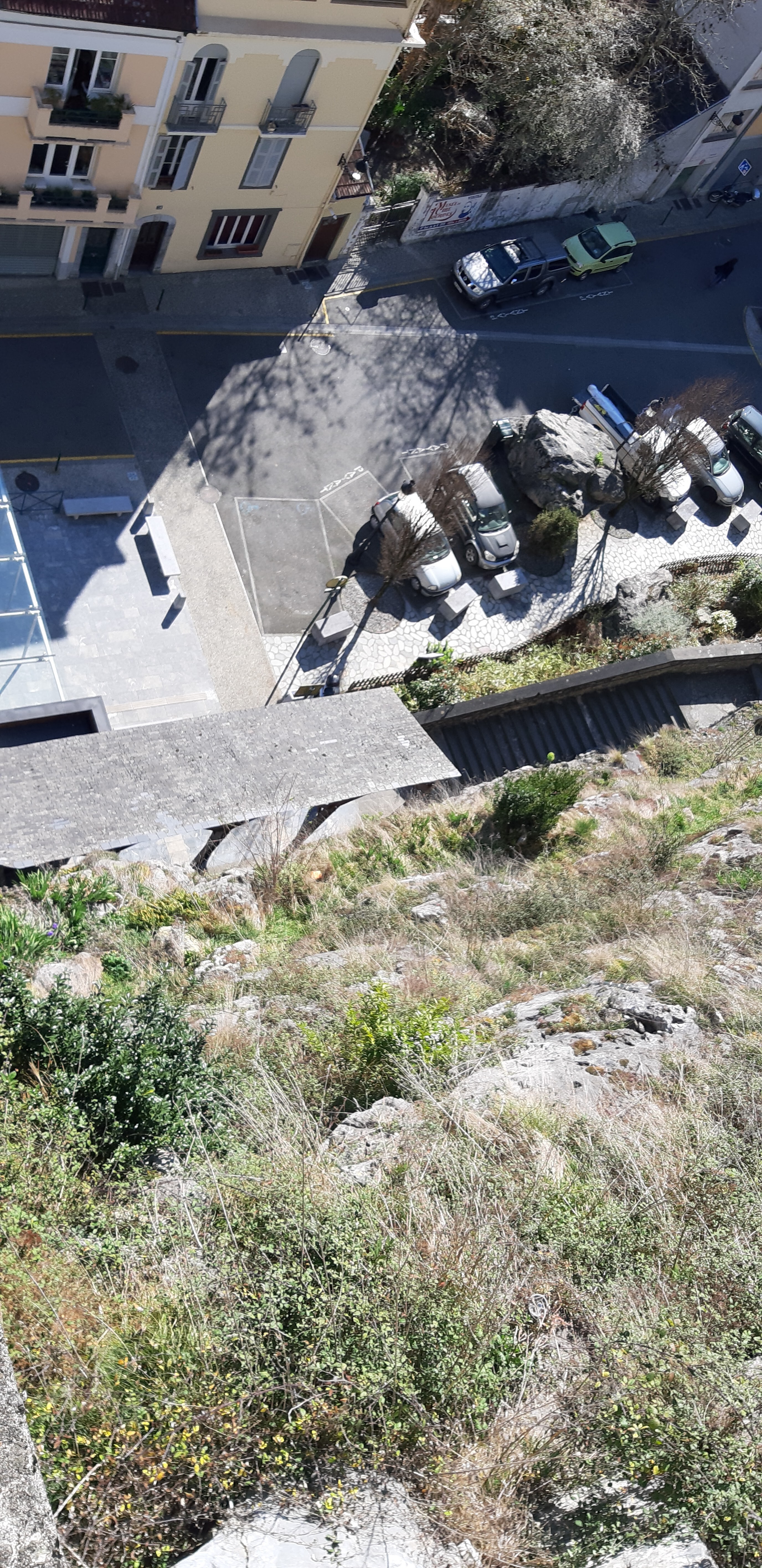 Photo n° 6 de l'avis de ROSS.O fait le 09/03/2019 à 04:45