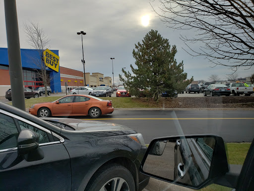 Electronics Store «Best Buy», reviews and photos, 5153 Elmore Avenue, Davenport, IA 52807, USA