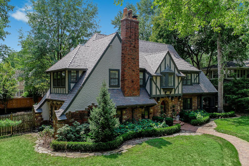 Roofing Contractor «Farha Roofing», reviews and photos, 1627 S Hillside St, Wichita, KS 67211, USA