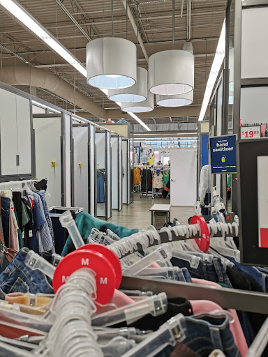 Clothing Store «Old Navy», reviews and photos, 277 Main St, Exton, PA 19341, USA