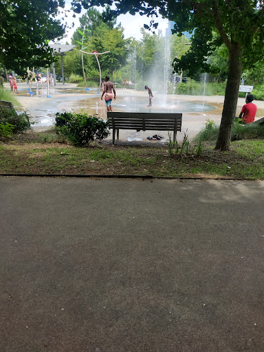 Water Park «Historic Fourth Ward Park Splash Pad», reviews and photos, 800 Dallas St NE, Atlanta, GA 30308, USA