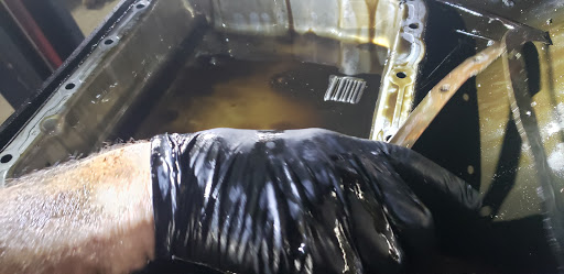 Auto Repair Shop «Woodburn Automotive Repair Center», reviews and photos, 555 N Pacific Hwy, Woodburn, OR 97071, USA