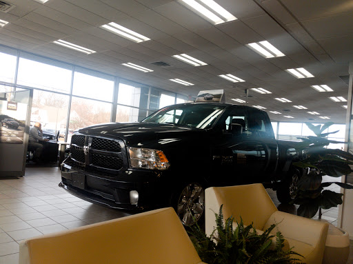Car Dealer «Elmwood Chrysler Dodge Jeep Ram», reviews and photos, 625 Taunton Ave, East Providence, RI 02914, USA