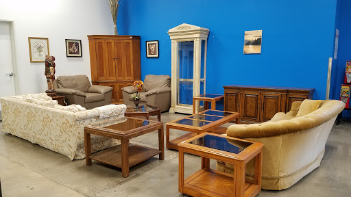 Thrift Store «51st & Olive Goodwill Retail Store & Donation Center», reviews and photos, 5080 W Olive Ave, Glendale, AZ 85302, USA