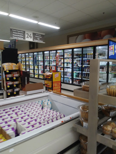 Supermarket «Super Stop & Shop - Whitman», reviews and photos, 475 Bedford St, Whitman, MA 02382, USA