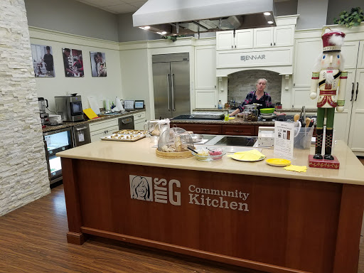 Appliance Store «Mrs. G TV & Appliances», reviews and photos, 2720 US-1 BUS, Lawrence Township, NJ 08648, USA