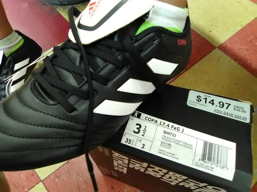 Shoe Store «WSS», reviews and photos, 1200 W Beverly Blvd, Montebello, CA 90640, USA