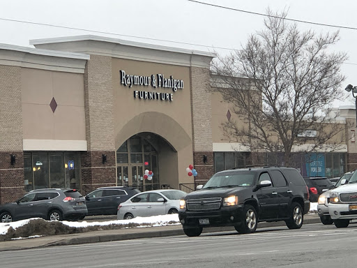 Furniture Store «Raymour & Flanigan Furniture and Mattress Store», reviews and photos, 2780 W Ridge Rd, Rochester, NY 14626, USA