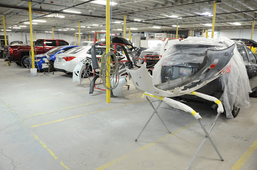 Auto Body Shop «Addison Auto Body and Glass, Inc.», reviews and photos, 21 Factory Rd, Addison, IL 60101, USA