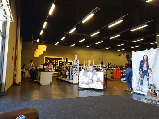 Shoe Store «DSW Designer Shoe Warehouse», reviews and photos, 2571 W Osceola Pkwy, Kissimmee, FL 34741, USA