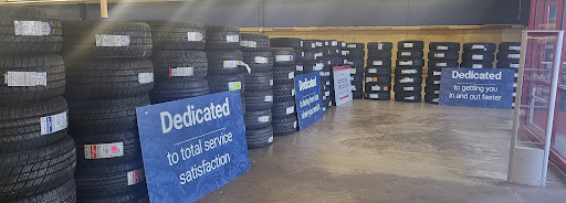 Auto Parts Store «Pep Boys Auto Parts & Service», reviews and photos, 1006 New Britain Ave, West Hartford, CT 06110, USA