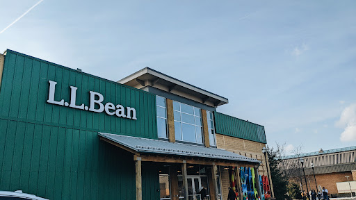 Clothing Store «L.L. Bean», reviews and photos, 7 Backus Ave, Danbury, CT 06810, USA