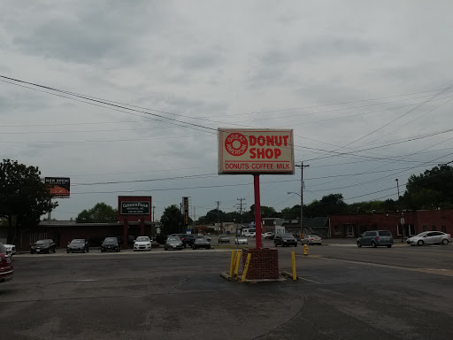 Donut Shop «Great American Donut Shop», reviews and photos, 901 US-31 BYP, Bowling Green, KY 42101, USA
