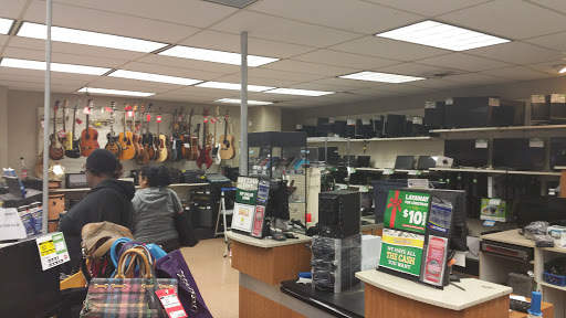 Pawn Shop «EZPAWN», reviews and photos, 319 W Beltline Hwy, Madison, WI 53713, USA