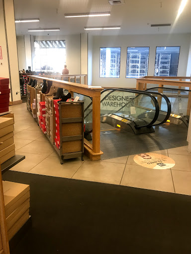 Shoe Store «DSW Designer Shoe Warehouse», reviews and photos, 300 E Colorado Blvd #250, Pasadena, CA 91101, USA