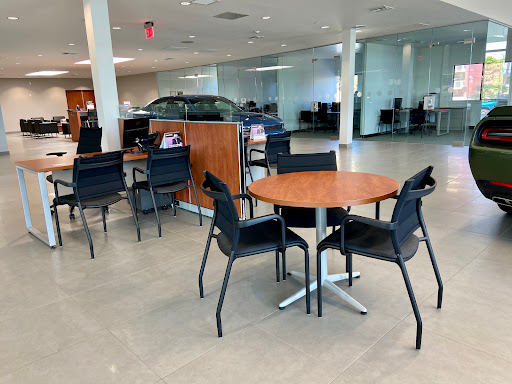 Car Dealer «Lithia Chrysler Jeep Dodge Ram of Concord», reviews and photos, 4901 Marsh Dr, Concord, CA 94520, USA