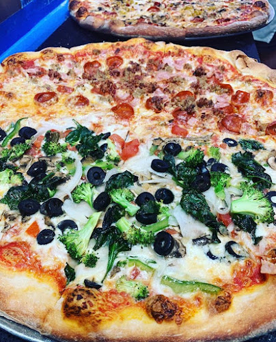 #1 best pizza place in Fort Myers - Citrola's Italian Restaurant on McGregor