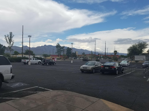 Discount Store «Big Lots», reviews and photos, 3959 N Oracle Rd, Tucson, AZ 85705, USA