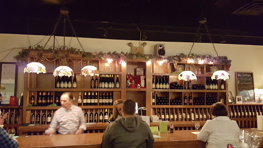 Wine Store «Tasting deVine», reviews and photos, 127 W Front St, Wheaton, IL 60187, USA