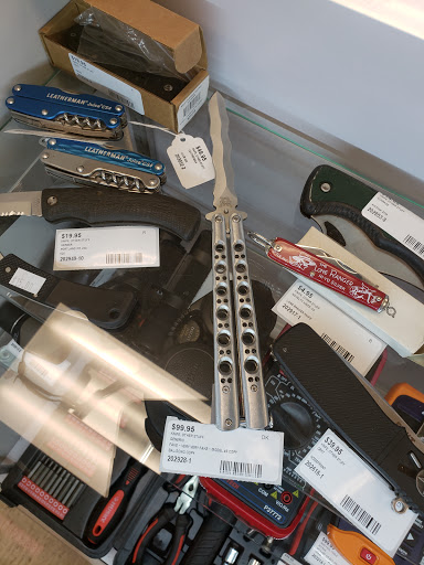 Second Hand Store «STUFF», reviews and photos, 9770 SE 82nd Ave, Happy Valley, OR 97086, USA