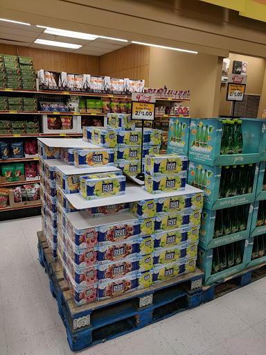 Grocery Store «Grocery Outlet Bargain Market», reviews and photos, 685 W Main St, New Holland, PA 17557, USA