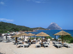 Foto von Costa Dorata Strand und seine wunderschöne Landschaft